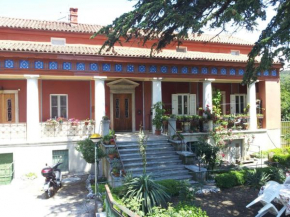 Гостиница Casa Vacanze Villa Pompeiana  Триесте